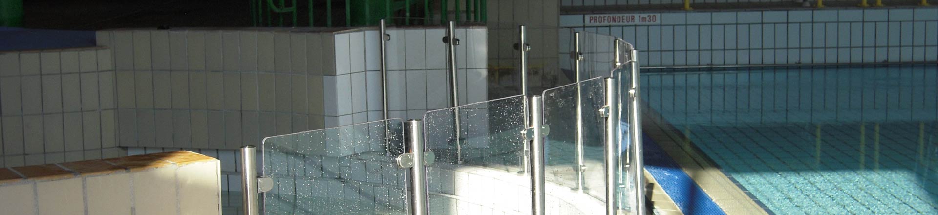 vitres parois piscine public
